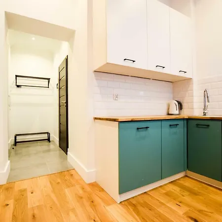 Gwarna Street Apartment *